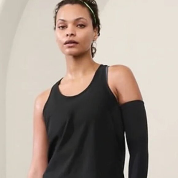Athleta Tops - Athleta Navigate Tank top Size XL black new with tags